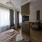 Біла Акація Hotel 3*