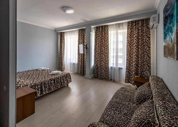 Біла Акація Hotell