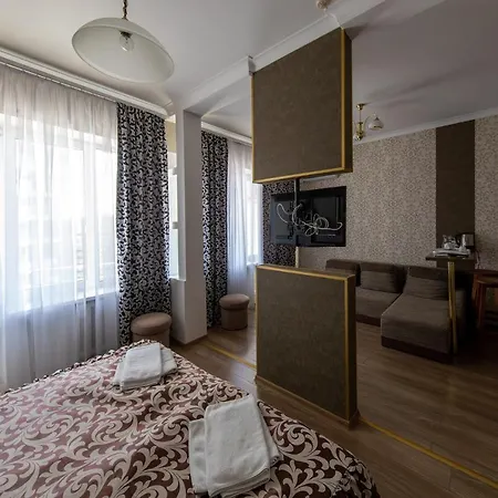Біла Акація Hotel 3*