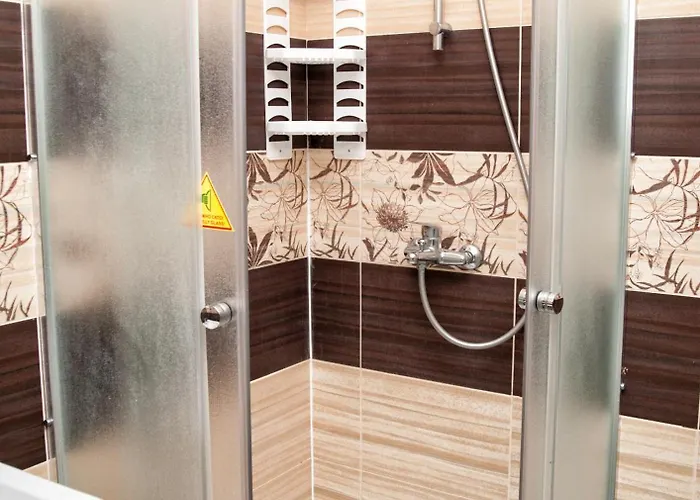 Біла Акація